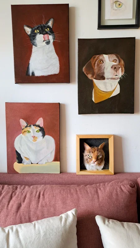 Oil Portraits Shelf Display Example